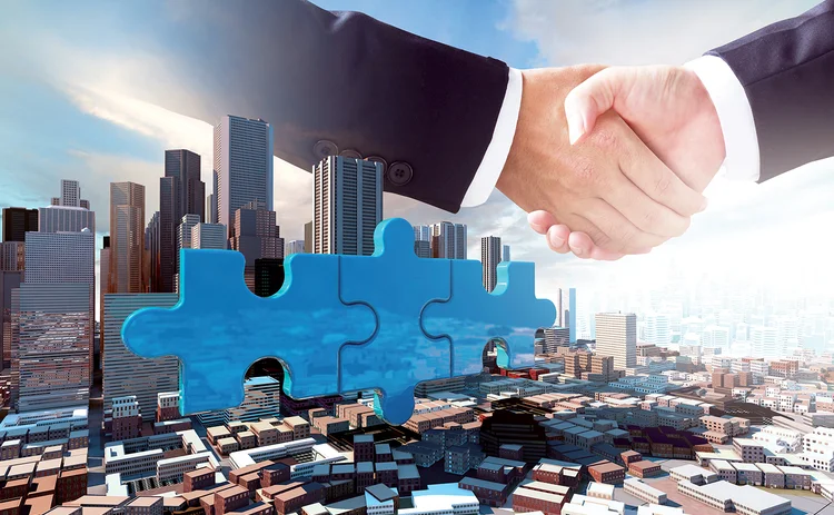 City_jigsaw and handshake